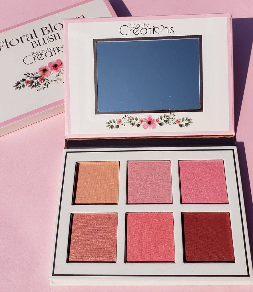 Paleta de Blush FLORAL BLOOM de Beauty Creations