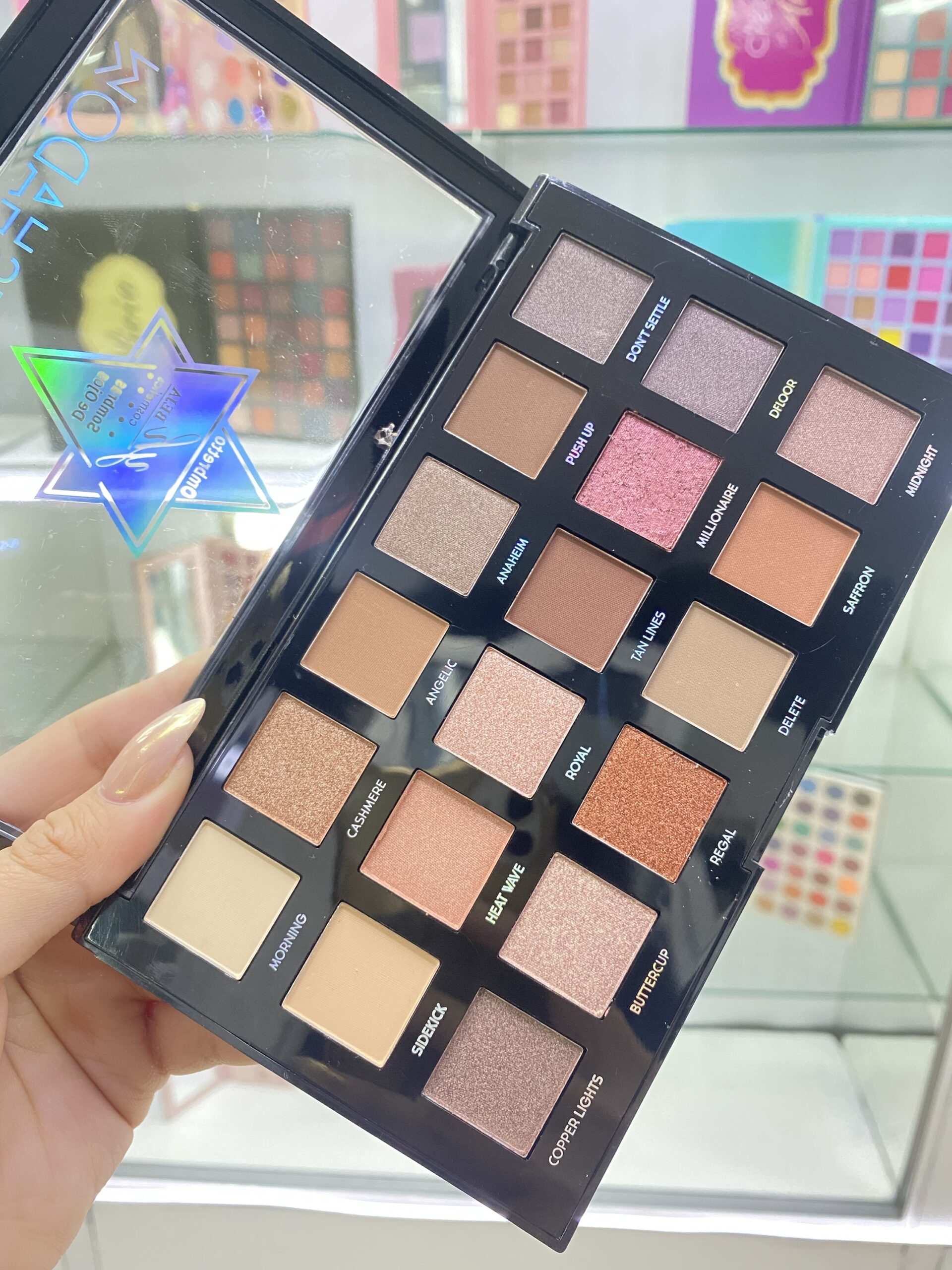 Beauty Eyeshadow YH Beja